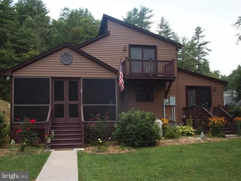 562 LARRY & LINDA LANE, Brandywine, WV 26802