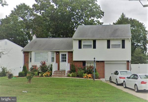 2466 KLOCKNER, Hamilton, NJ 08690