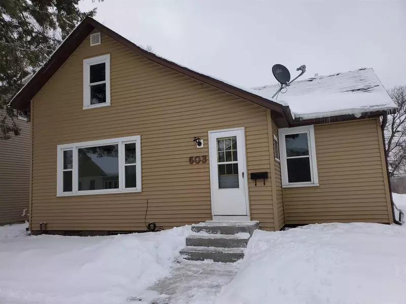 603 N Genesee St, Merrill, WI 54452