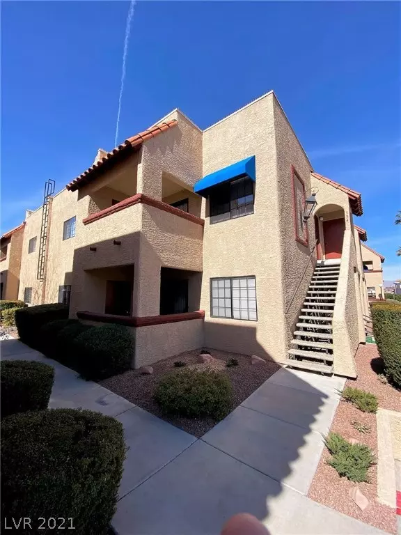 Las Vegas, NV 89103,4281 Sanderling Circle #133