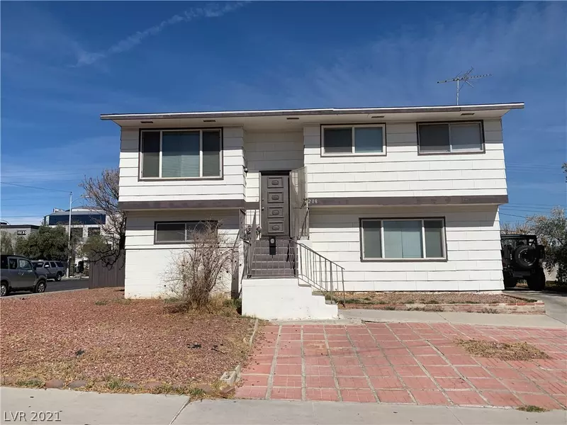 3208 Alcoa Avenue, Las Vegas, NV 89102