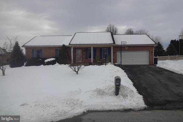 324 WELLSLEE DR, Chambersburg, PA 17201