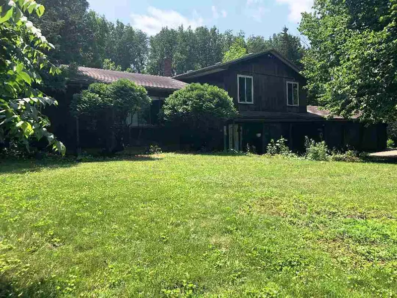 5432 Pine Rd, Black Earth, WI 53515