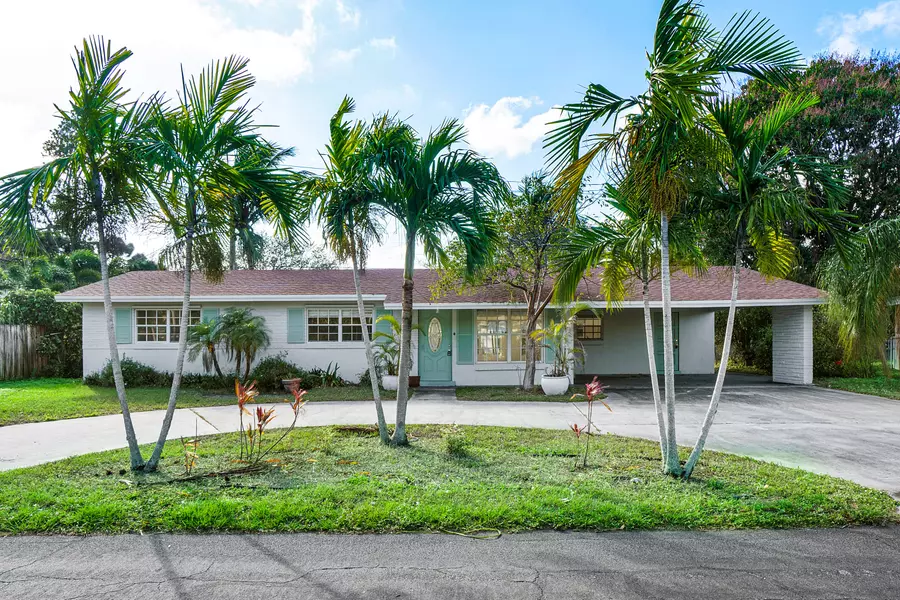 2861 SW 9th ST, Boynton Beach, FL 33435