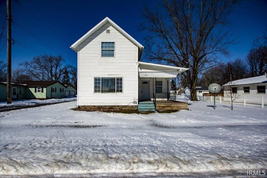 109 W main Street, Millersburg, IN 46543