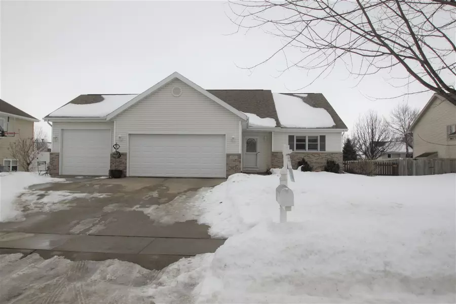 485 Dahl Dr, Deforest, WI 53532