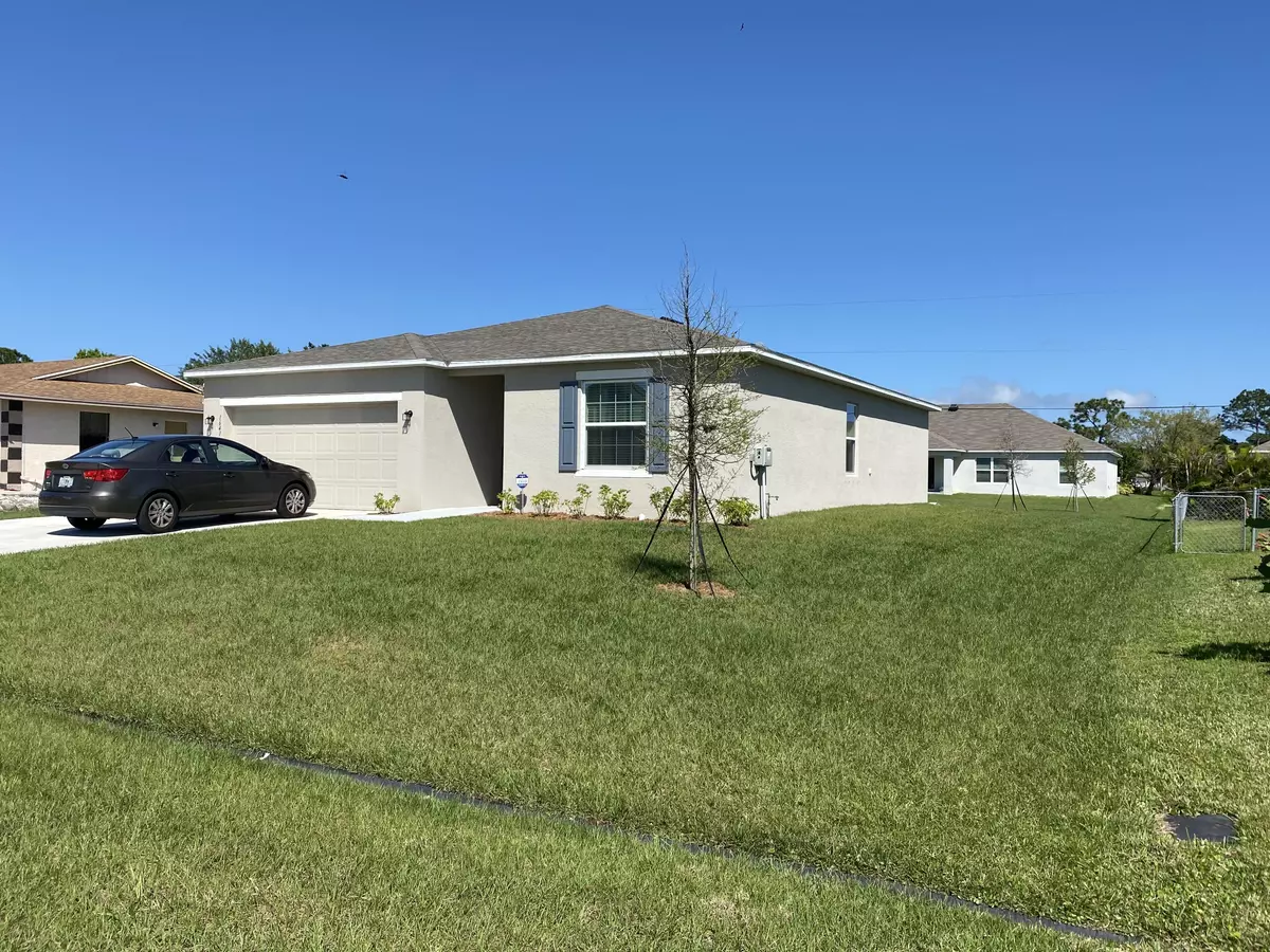 Port Saint Lucie, FL 34984,1641 SW Victor LN