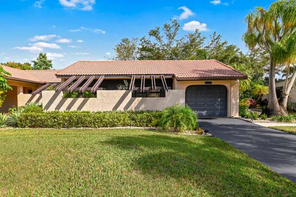 9300 Vista Del Lago 6-B, Boca Raton, FL 33428