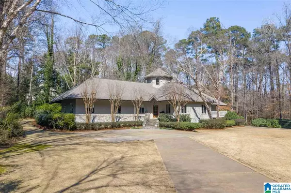 4000 FOREST GLEN DRIVE, Mountain Brook, AL 35213