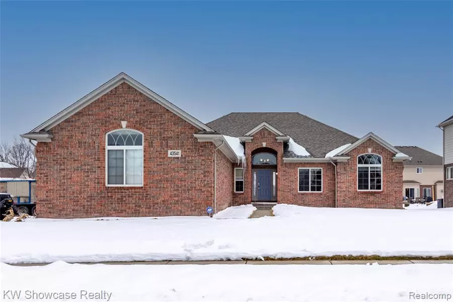 43541 Scaup Lane, Clinton Township, MI 48038 7403