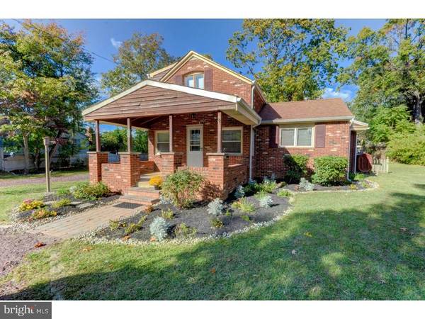 21 E 6TH AVE, Pine Hill, NJ 08021