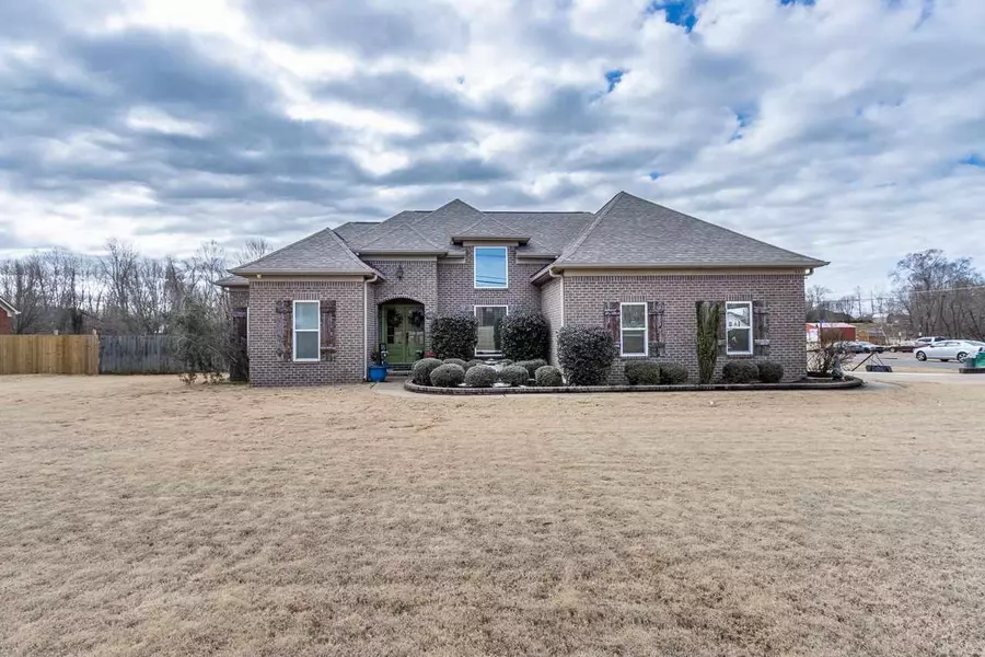 645 WALKER PKY, Atoka, TN 38004