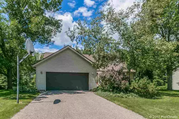 Verona, WI 53593,716 FOREST VIEW DR