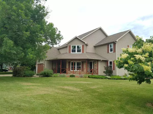 591 Harvest Ln, Verona, WI 53593