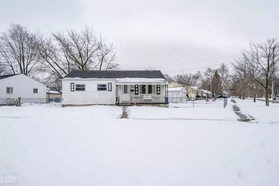 14350 Leonard, Warren, MI 48089