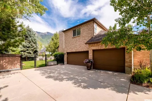 Sandy, UT 84092,6 MISTYWOOD LN S