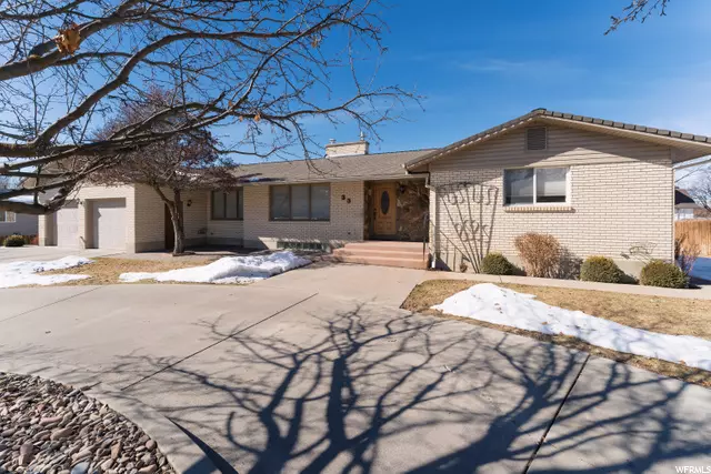 Hyde Park, UT 84318,33 S 100 W