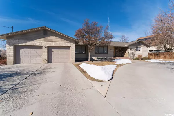 Hyde Park, UT 84318,33 S 100 W