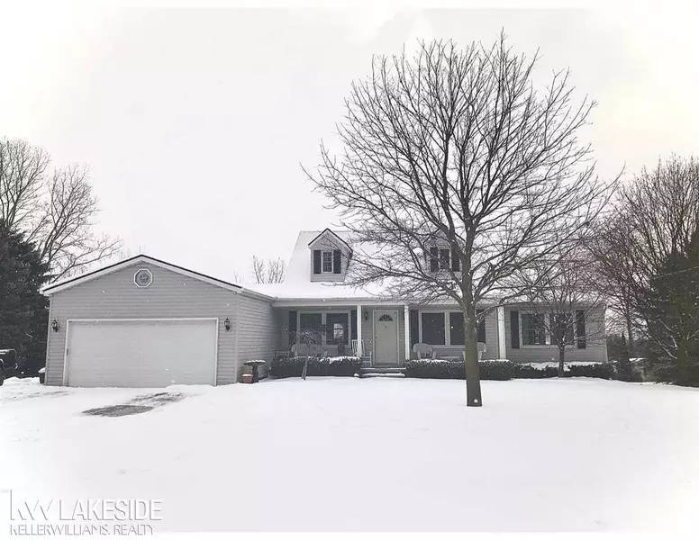 67700 Powell Rd, Washington Twp, MI 48095