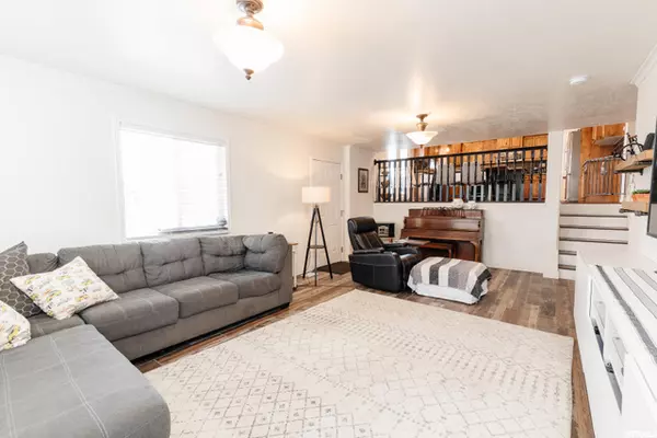 Hyde Park, UT 84318,345 N 200 W