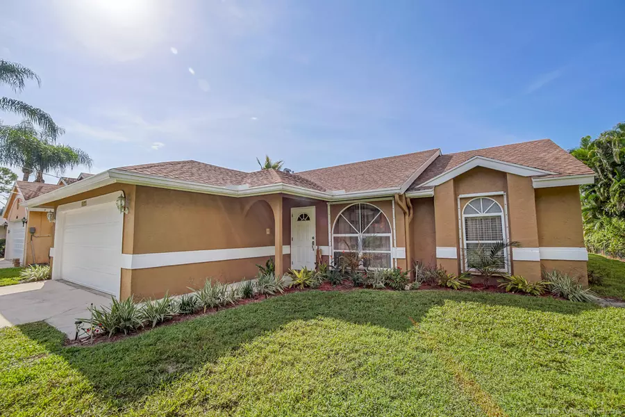 6172 Barbara ST, Jupiter, FL 33458