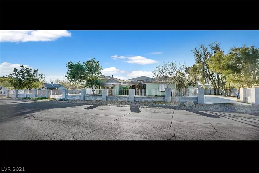 6765 Mustang Street, Las Vegas, NV 89131