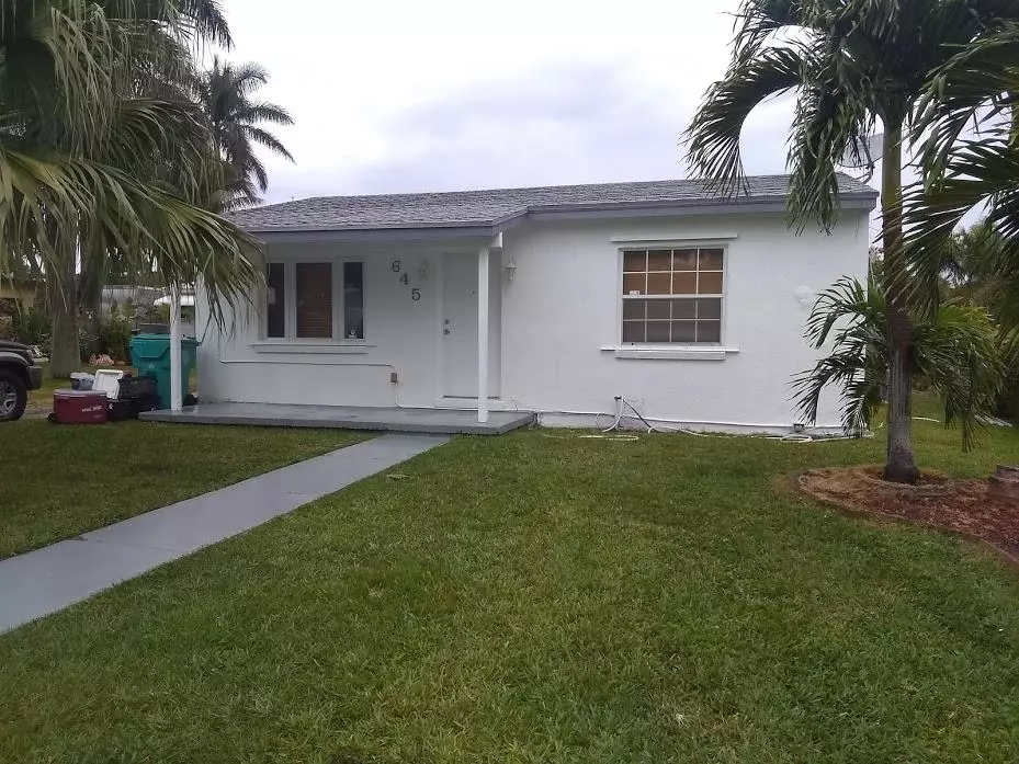 Boynton Beach, FL 33435,645 Oak ST