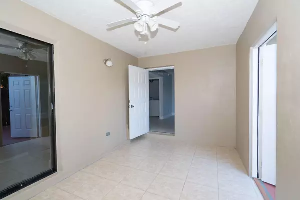 Greenacres, FL 33415,2237 White Pine CIR A