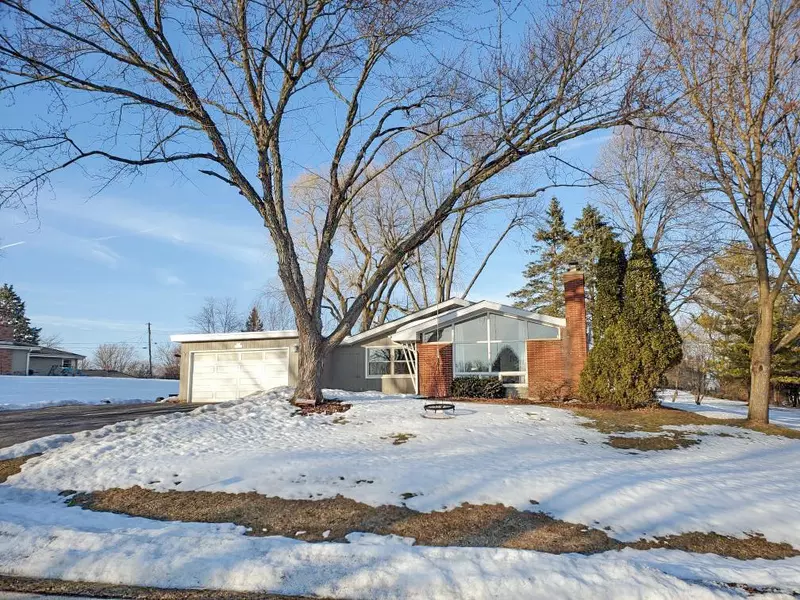 N65W28672 Hibritten Way, Merton, WI 53029