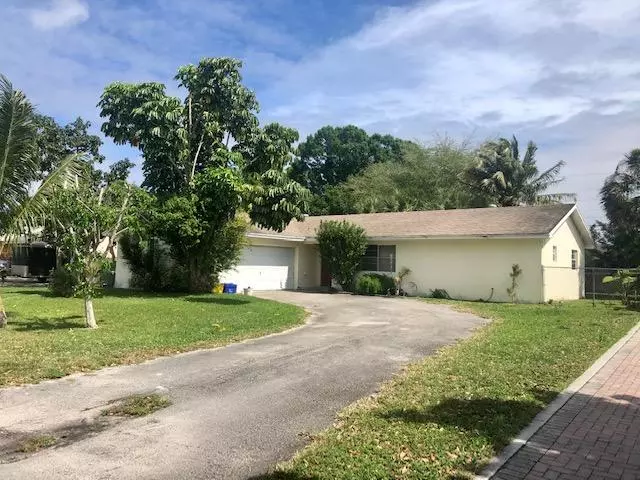 West Palm Beach, FL 33417,1360 Stoneway LN