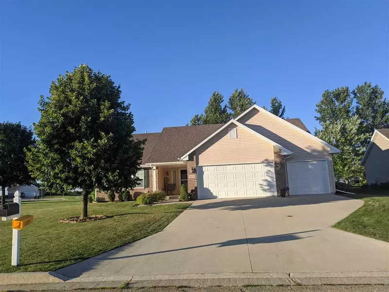 3635 Eagles Ridge Dr, Beloit, WI 53511