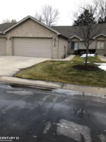 35284 Silver Maple, Clinton Township, MI 48035