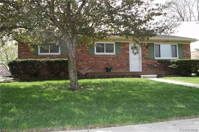 1709 Millard AVE, Madison Heights, MI 48071