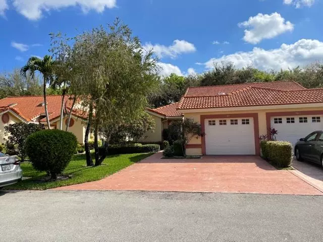 7047 Summer Tree DR, Boynton Beach, FL 33437