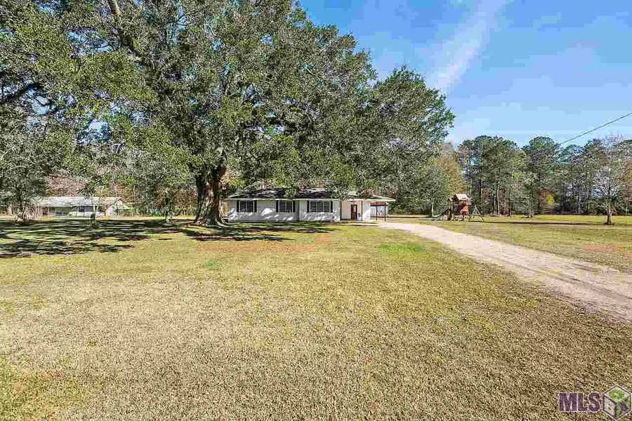 16590 LA HWY 16, French Settlement, LA 70733