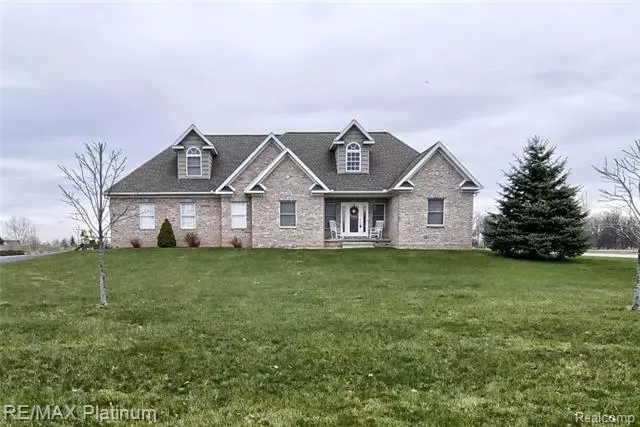 4851 EMERALD VALLEY LOOP, Handy Twp, MI 48836