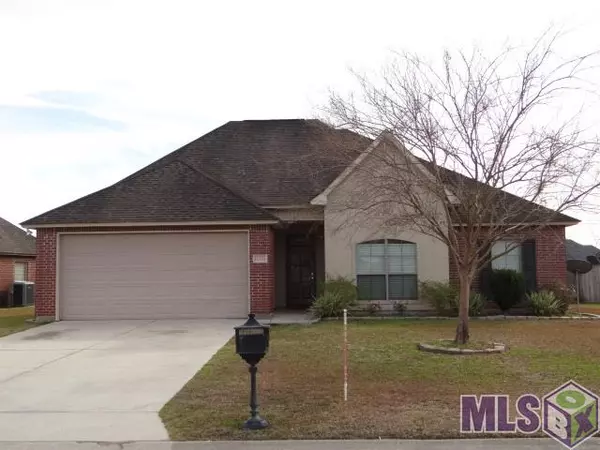 11316 PLEASANT KNOLL DR, Denham Springs, LA 70726