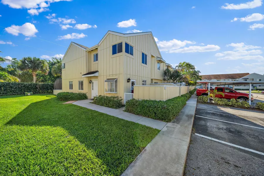 6222 Riverwalk LN 1, Jupiter, FL 33458