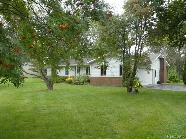 439 FOWLERVILLE, Handy Twp, MI 48836