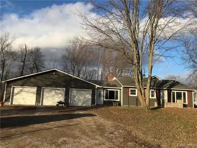 8160 VAN BUREN RD, Handy Twp, MI 48836