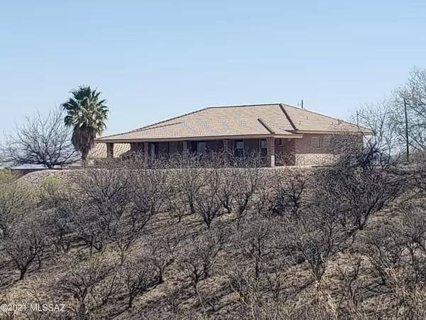 440 Soda Lane, Rio Rico, AZ 85648