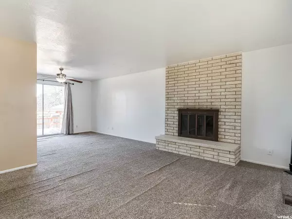 Washington Terrace, UT 84405,152 W 5350 S