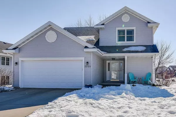 7325 Secret Bluff Dr, Madison, WI 53719