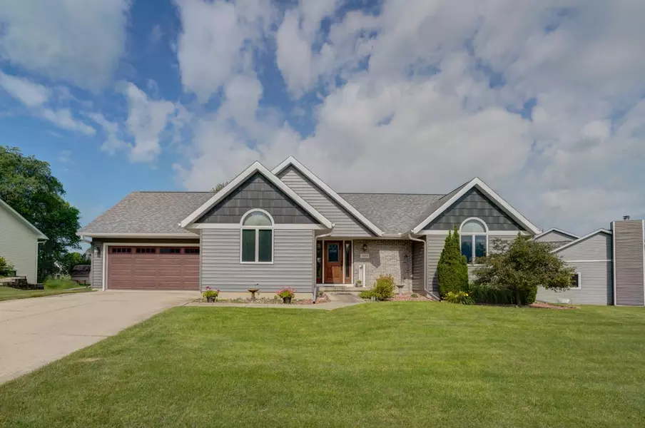 3119 Acker St, Cross Plains, WI 53528