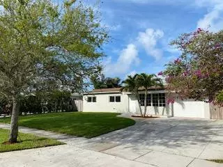 901 Cochran DR, Lake Worth Beach, FL 33461