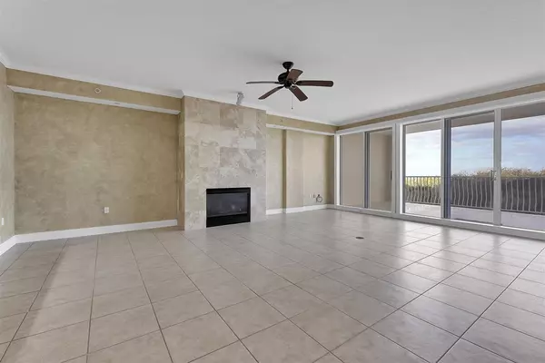 Ponte Vedra Beach, FL 32082,120 S Serenata Drive