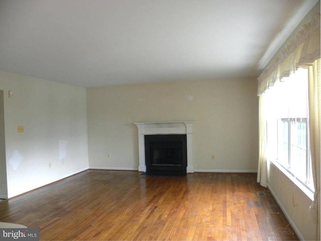 Manassas, VA 20110,9398 CLOUDBERRY WAY