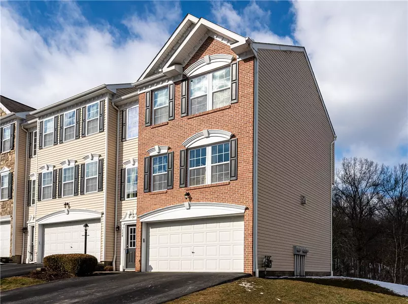 124 Cole Ct, Harmony, PA 16037