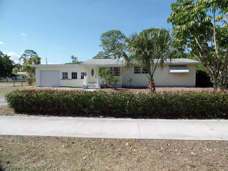 2833 SE Ellendale ST, Stuart, FL 34997