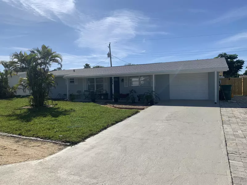 1454 NE Croton ST, Jensen Beach, FL 34957